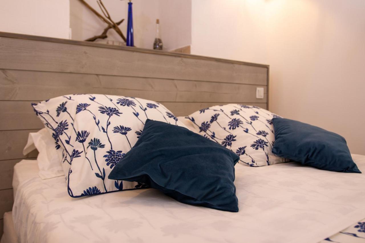 Le Mazet De Tourrettes Bed & Breakfast Ngoại thất bức ảnh
