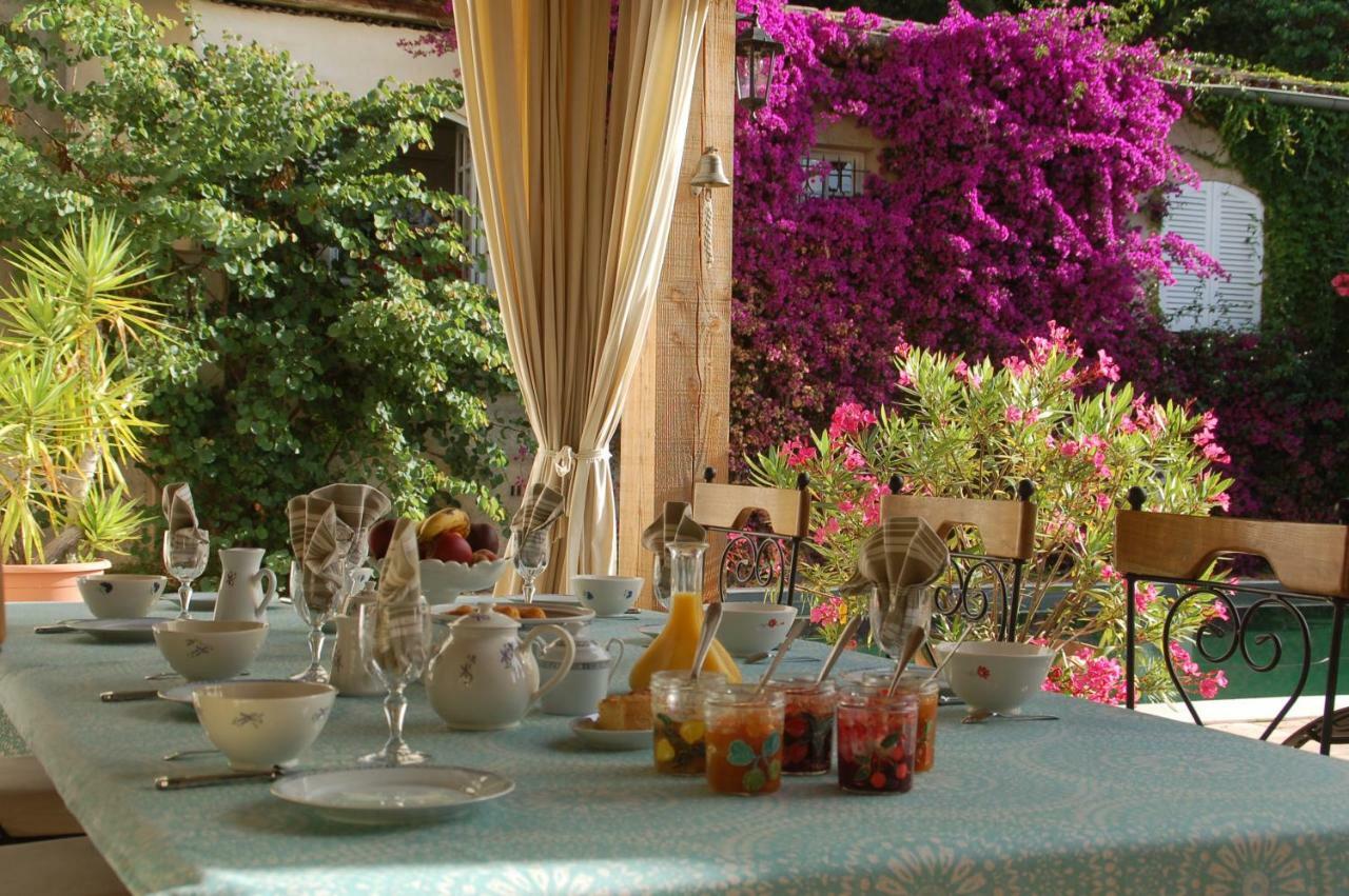 Le Mazet De Tourrettes Bed & Breakfast Ngoại thất bức ảnh